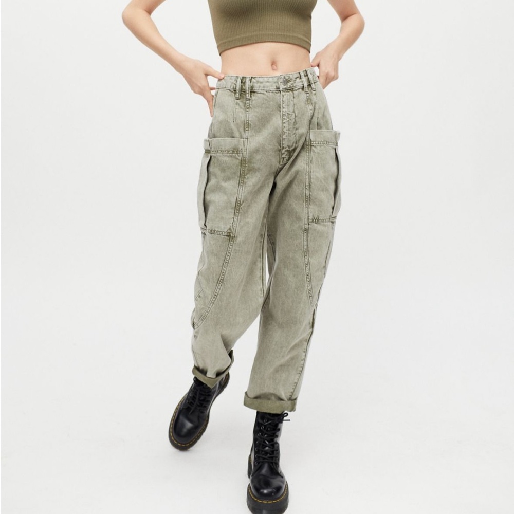 Urban Outfitters light green cargo pants